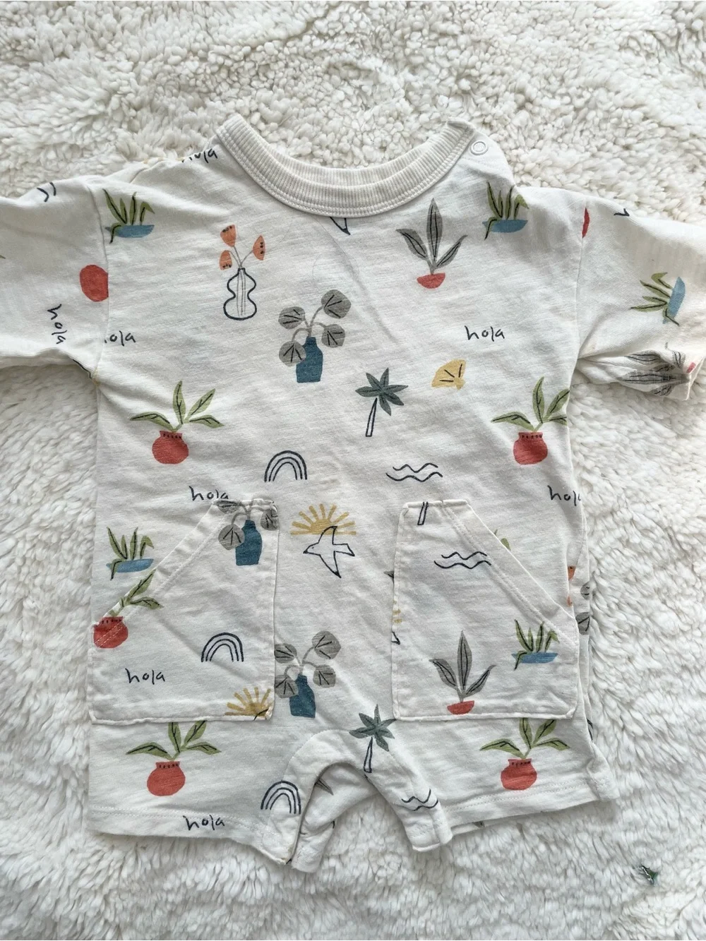 Organic Cotton Gender Neutral 'Hola' Graphic Short Romper 6-9M